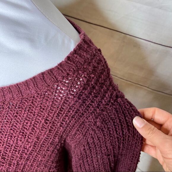 Brandy Melville maroon one size loose knit sweater - Picture 4 of 7